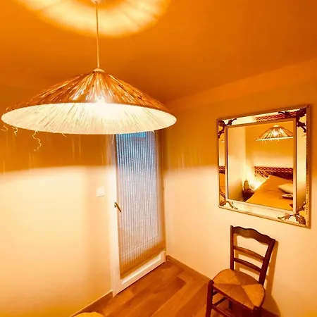 펜션 Maison Cosy En Avec Piscine 100m De La *