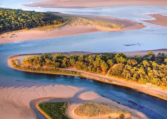 Semesterbostad Maison De A 100m De La Talmont-Saint-Hilaire