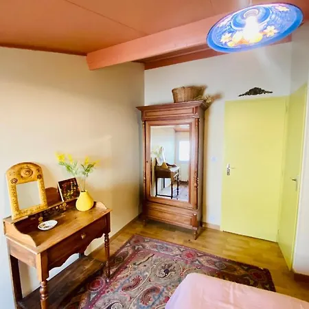 Maison De A 100m De La *