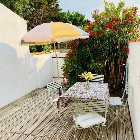 Maison Cosy En Avec Piscine 100m De La Talmont-Saint-Hilaire