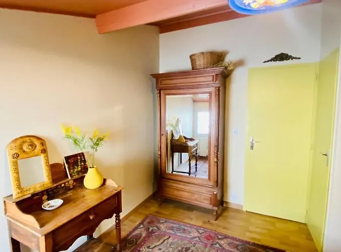 Maison De A 100m De La *